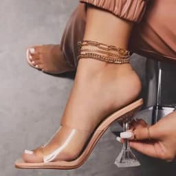 رقيقة الكعوب مربع رئيس أحذية نسائية السيدات النعال منخفضة البغال الضحلة النساء الشرائح الفاخرة جديد مصمم امرأة صنادل مماشي للموضة