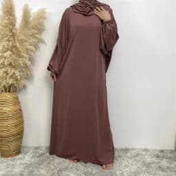 عباية إسلامية بحجاب بأكمام سموك ، ملابس نسائية إسلامية ، دبي ، المملكة العربية السعودية ، رداء أسود ماكس ، نمط واحد ، موضة