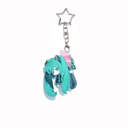 Miku سلسلة مفاتيح مصنوعة من الأكريليك كتاب على ظهره كيرينغ الديكور Ins طالب Kawaii الإبداع كيرينغ فتاة نجوم المعلقات هدية عيد ميلاد