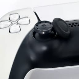 غطاء بديل وإصلاح لعصا التحكم في أجهزة PS4 وPS5، يمكن تركيبه بسهولة دون الحاجة إلى فك الجهاز.