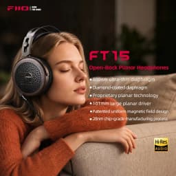 سماعات رأس FIIO FT15 HiFi، بتقنية المحرك المغناطيسي المسطح، وغشاء صوتي كبير بقطر 101 ملم، وتصميم خفيف الوزن مفتوح من الخلف.