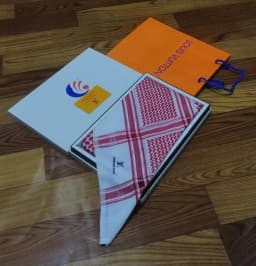 شماغ لويس فيتون مع ملحقاته درجه اولى