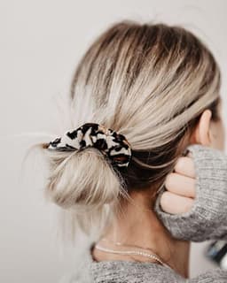 ربطة شعر مخملية INVISIBOBBLE Scrunchie Purrfection