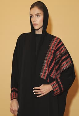 عباية تراثنا هويتنا