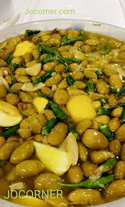 زيتون أخضر أردني نبالي بعل- نصف كيلو