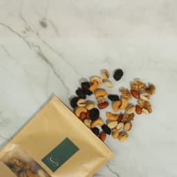مكسرات مشكلة 1 كيلو