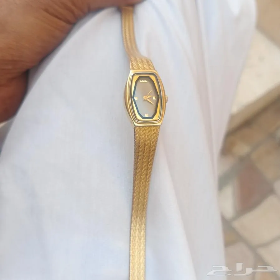 ساعه قديمة الثمانيات او التسعانات — صورة 1