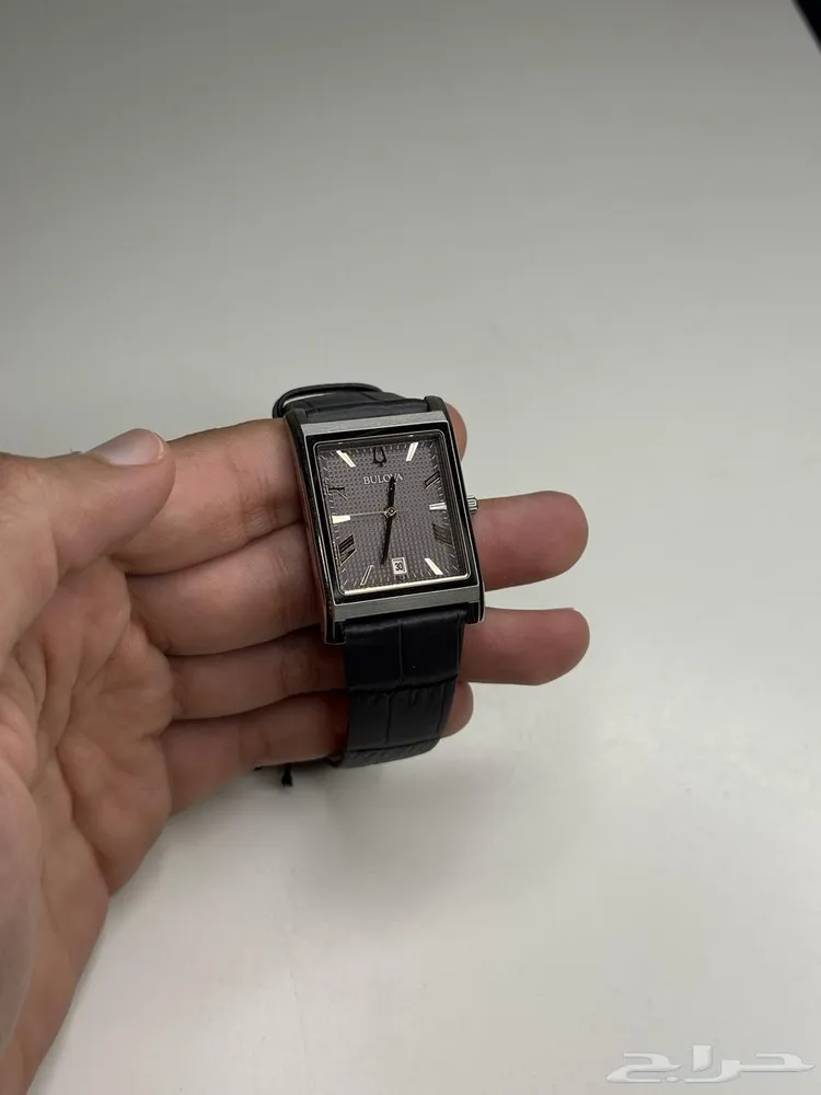للبيع ساعة BULOVA