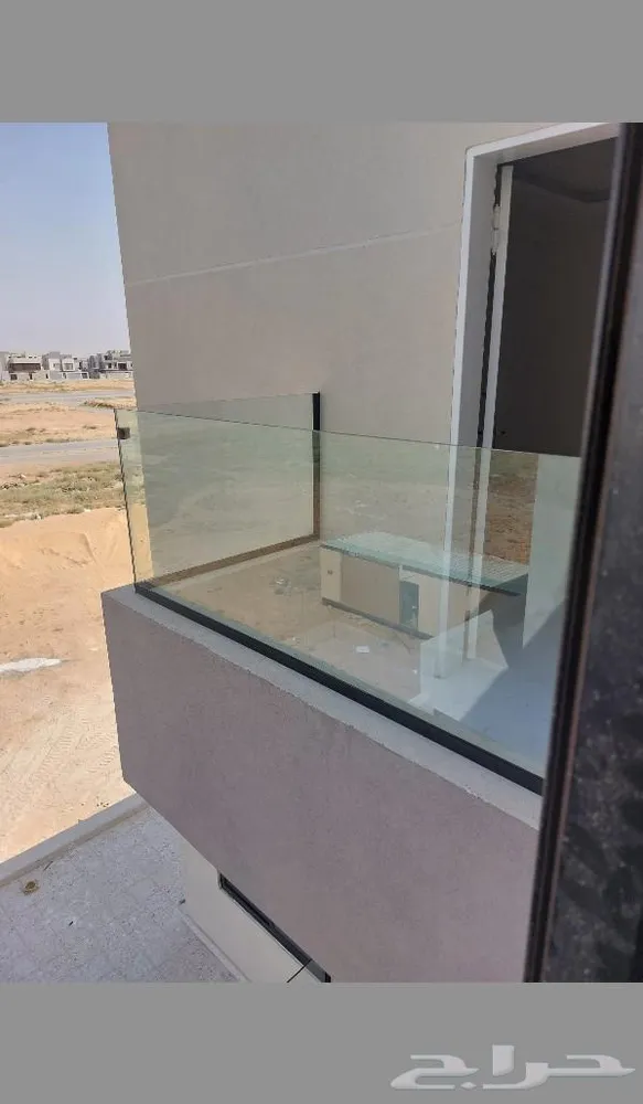 تركيب زجاج سكريت ومريات تولات زجاج تربين سلم زجاج وصيانه — صورة 2
