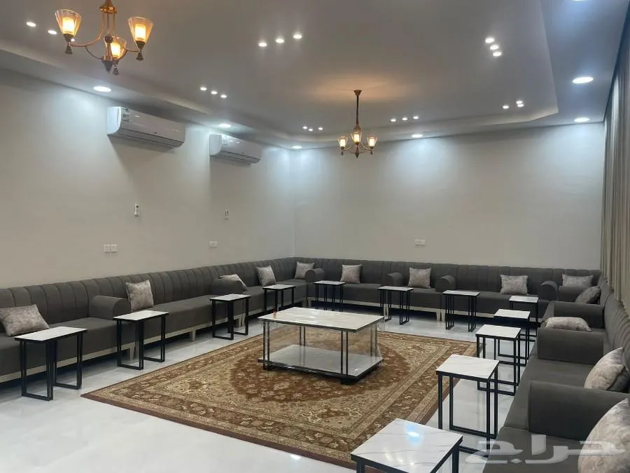 شركه تنظيف منازل وبيوت وكنب وخزانات وغسيل سجاد ومكافحه حشرا