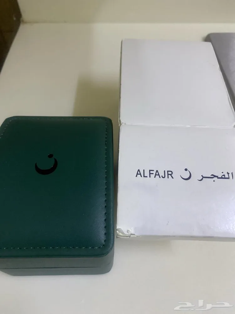 ساعة يد — صورة 2