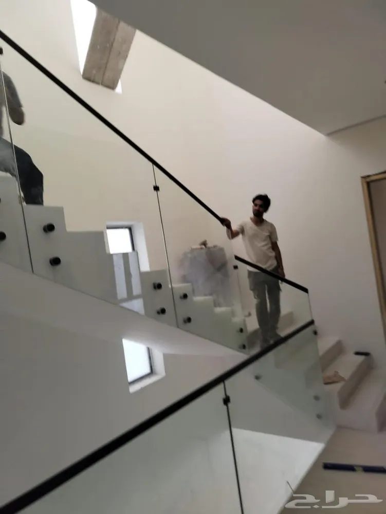 زجاج سكريت — صورة 4