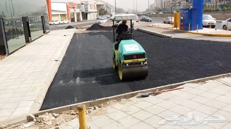 جميع اعمال الاسفلت قص ودك قشط مزراع محطات مستودعات وجه منازل — صورة 2