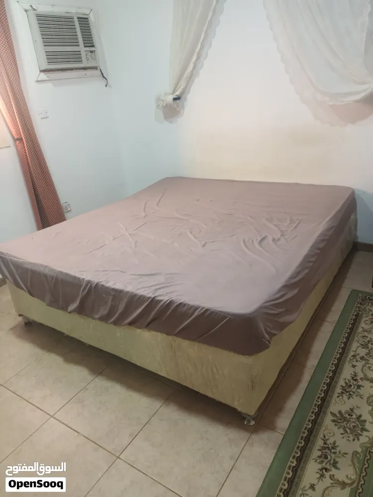 سرير نفرين مع المرتبة — صورة 1