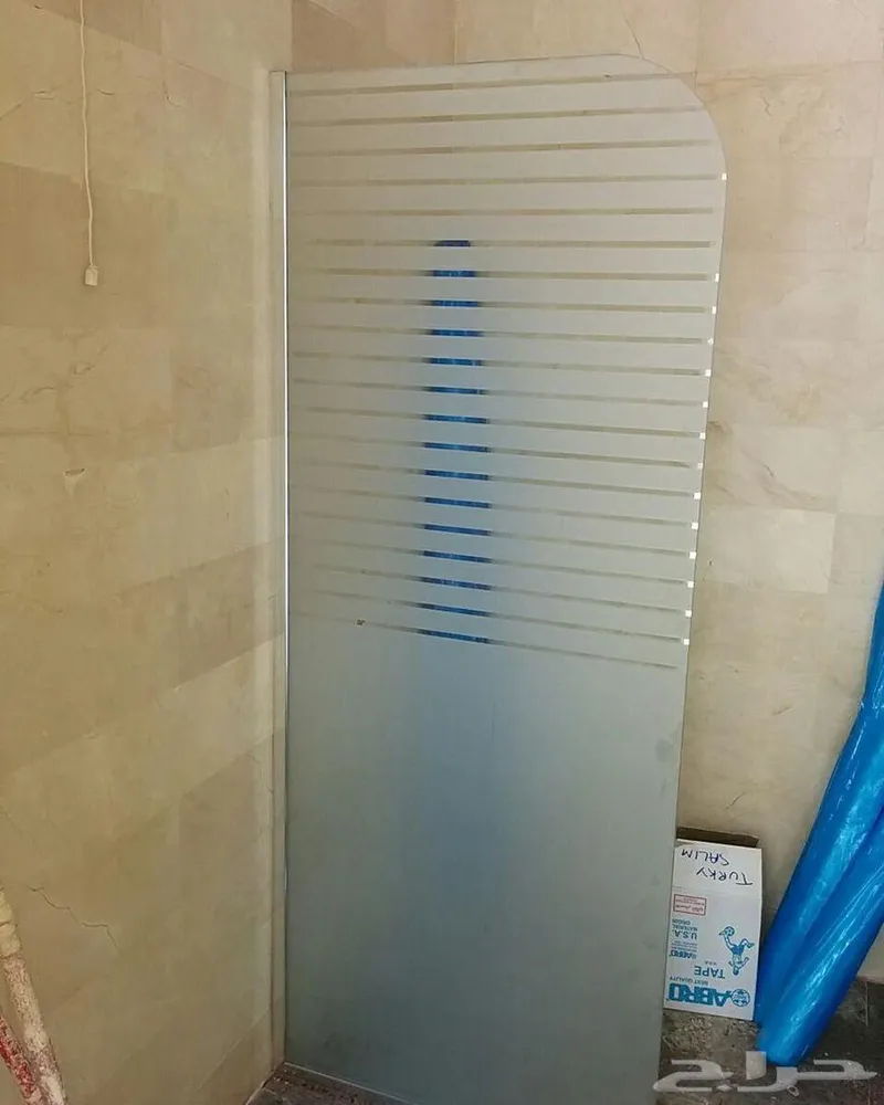 زجاج سكريت — صورة 2