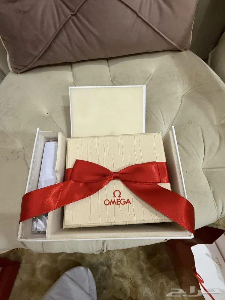 ساعة أوميغا كونستليشن (Omega Constellation) نسائية أصلية — صورة 3