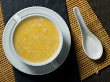 شوربة الدجاج بالذرة والكريمة