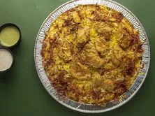 برياني دجاج وسط