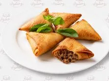 سمبوسه مثلث لحم