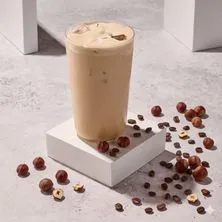 آيس لونج شوت بالبندق