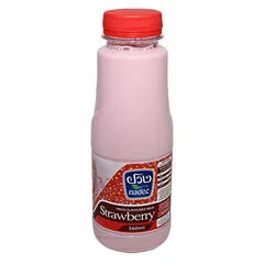 حليب طازج بنكهة الفراولة
