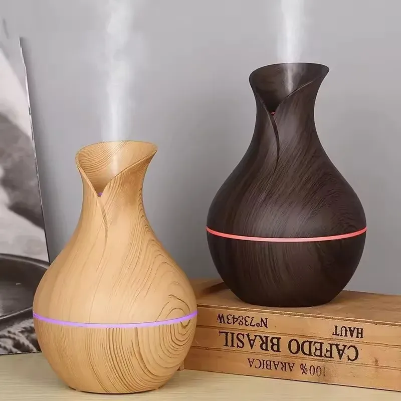 جهاز ترطيب الهواء بسعة 200 مل، موزع للزيوت العطرية، يعمل بمنفذ USB، ينتج رذاذًا، جهاز ترطيب صغير مع إضاءة ملونة، مناسب للاستخدام في المنزل والمكتب والسيارة. — صورة 1