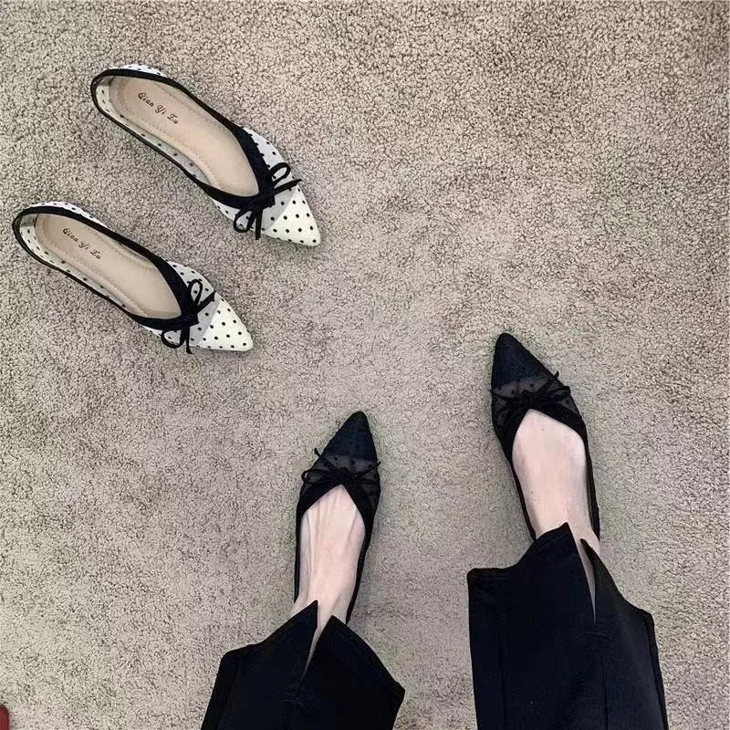 أحذية نسائية أنيقة جديدة رائجة ومريحة بمقاسات كبيرة للربيع/الخريف، أحذية ماري جين أنيقة مدببة مع فيونكة مثيرة للحفلات — صورة 1