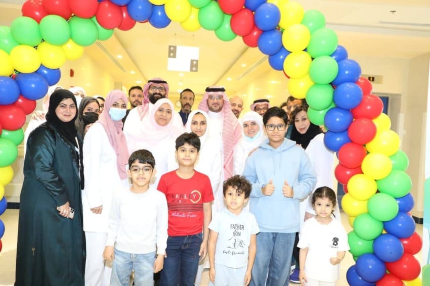 شعار مستشفى الولادة والأطفال
