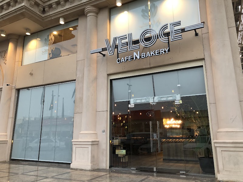 صورة Veloce Cafe N Bakery